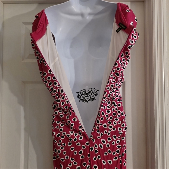 Escada Heart Dress- 8 - Picture 10 of 15